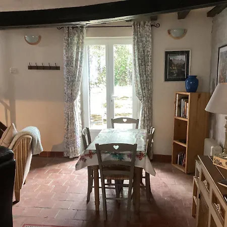 La Petite Fleur * Javron-Les-Chapelles