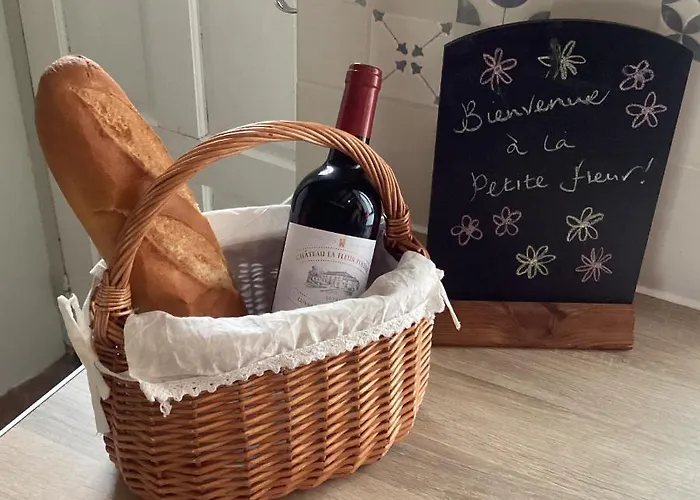 La Petite Fleur * Javron-Les-Chapelles